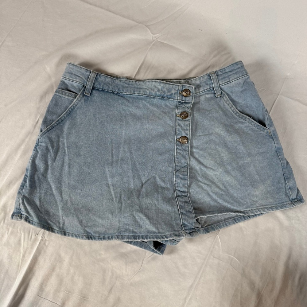 Lee Womens Denim Skort Light Wash Blue Button Front Wrap Skirt Shorts Size 16